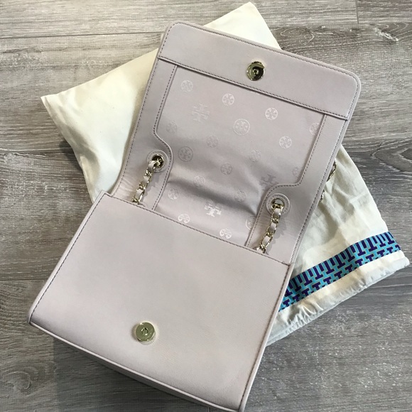 TORY BURCH Alexa Convertible Crossbody in Bedrock - Picture 4 of 7